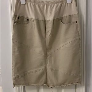 Mimi Maternity Raw Hem Khaki Skirt with pockets!